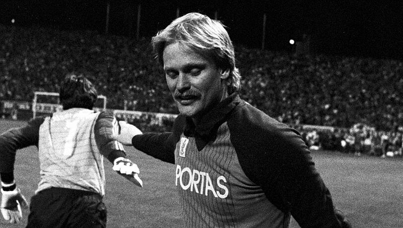 Ronnie Hellström bei seinem Abschiedsspiel für den 1. FC Kaiserslautern im Jahr 1984.