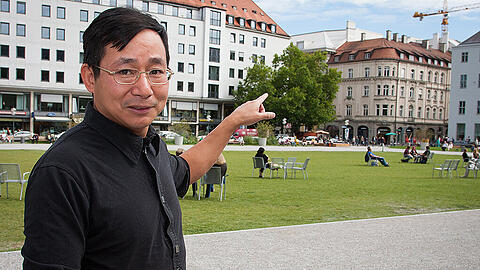 Der Marienhof sorgt für perfekte &bdquo;Yin-Yang-Harmonisierung in der Stadtmitte&ldquo;, sagt Jie Qian. Er überträgt die Lehre des Feng Shui auf die Altstadt.
