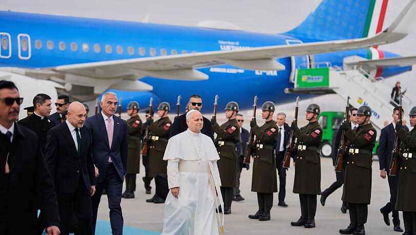 Erste Reise-Station von Papst Leo XIV., Oberhaupt von weltweit 1,4 Milliarden Katholiken, ist die Türkei.