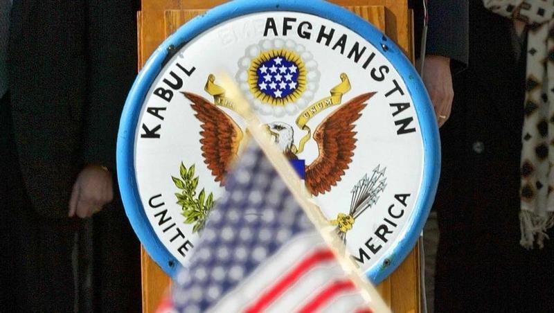 Schild vor der US-Botschaft in Kabul Schild vor der US-Botschaft in Kabul