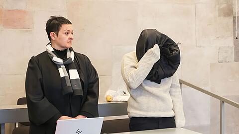 Die Verteidigerin forderte in ihrem Pl&auml;doyer, die 19-J&auml;hrige wegen Totschlags zu einer Jugendstrafe von nicht mehr als f&uuml;nf Jahren zu verurteilen. (Archivbild)