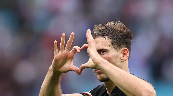 Nationalspieler Leon Goretzka trifft mit dem FC Bayern auf seinen alten Herzensclub.