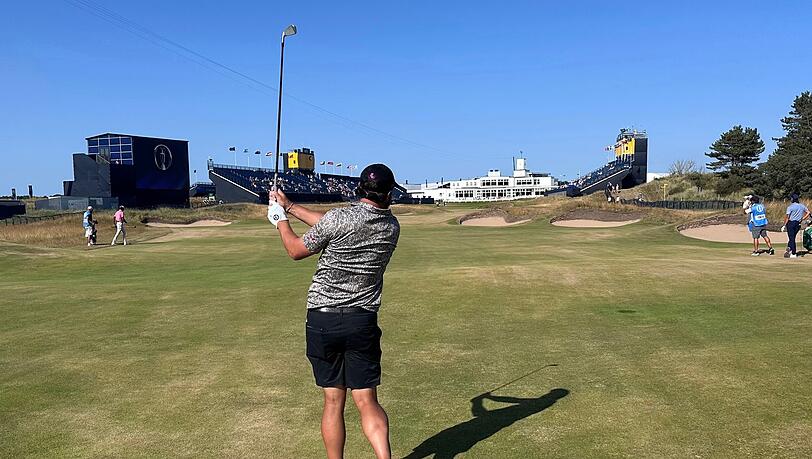 Die 154. British Open wird im Royal Birkdale Golf Club ausgespielt. Die 154. British Open wird im Royal Birkdale Golf Club ausgespielt.