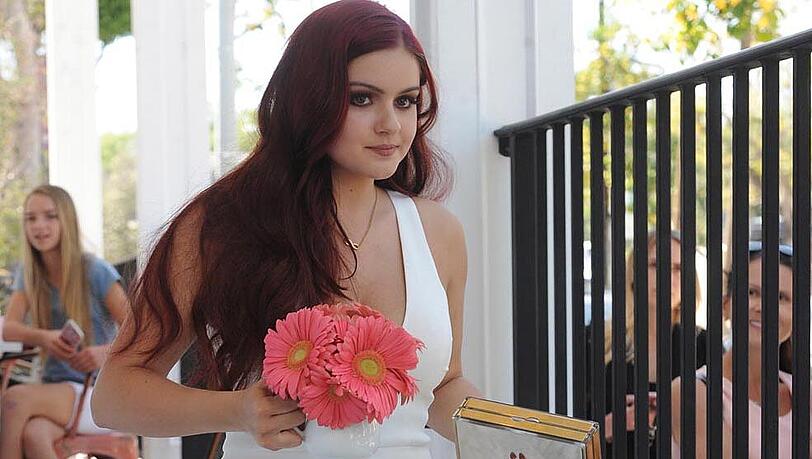 Ariel Winter hat sich ihre Brüste verkleinern lassen. Ariel Winter hat sich ihre Brüste verkleinern lassen.