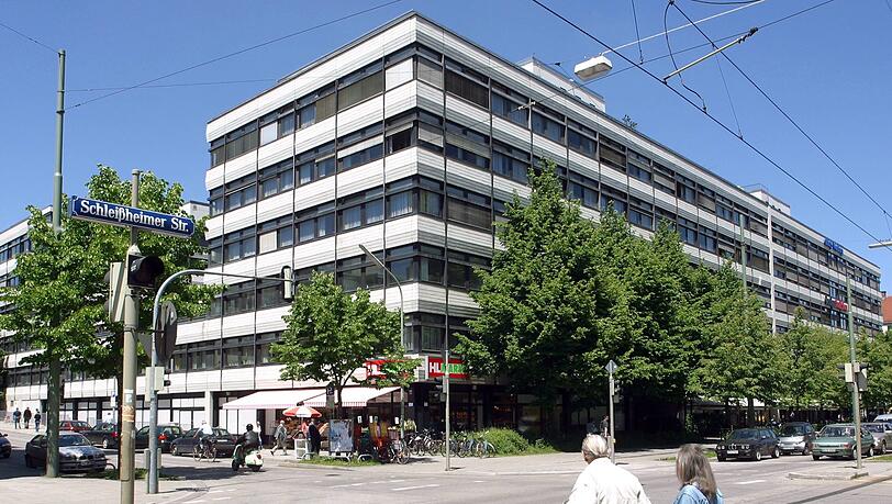 Bis 2006 in der Schleißheimer Straße: das Bayerische Oberste Landesgericht. Justizminister Bausback will es wieder einführen. Bis 2006 in der Schleißheimer Straße: das Bayerische Oberste Landesgericht. Justizminister Bausback will es wieder einführen.
