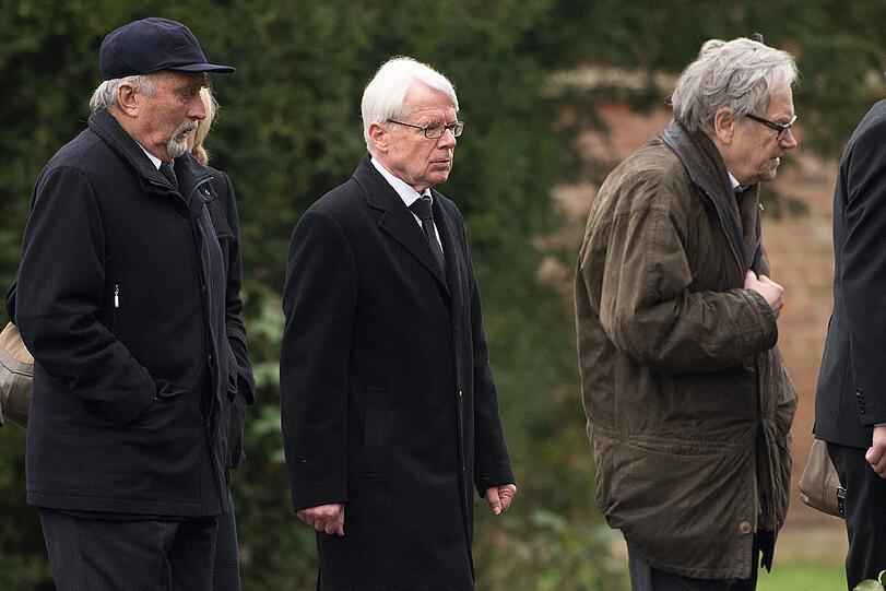 Der Präsident der Deutschen Fußballliga (DFL), Reinhard Rauball (m).