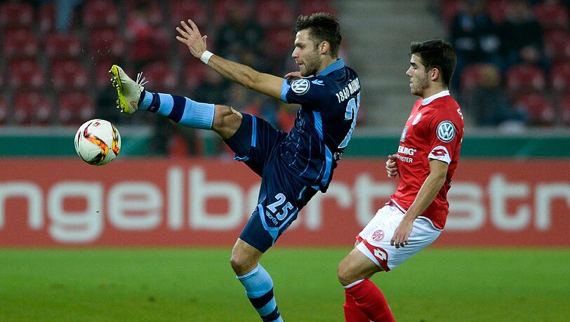 Die Löwen haben die Sensation perfekt gemacht und den 1. FSV Mainz 05 aus dem DFB-Pokal geworfen! Die Löwen haben die Sensation perfekt gemacht und den 1. FSV Mainz 05 aus dem DFB-Pokal geworfen!