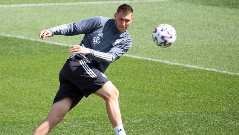 Niklas Süle in Aktion.