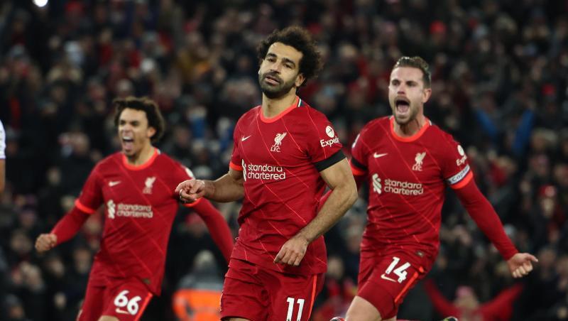 Mohamed Salah von Liverpool feiert den ersten Treffer seiner Mannschaft.
