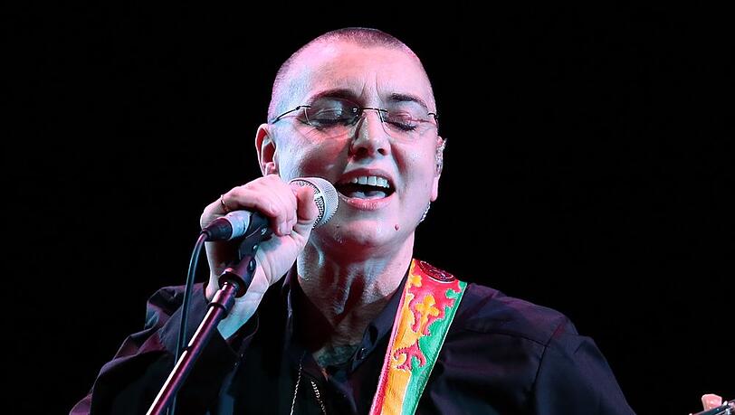 Mit "Nothing Compares 2 U" wurde Sineád O'Connor weltberühmt. Mit "Nothing Compares 2 U" wurde Sineád O'Connor weltberühmt.