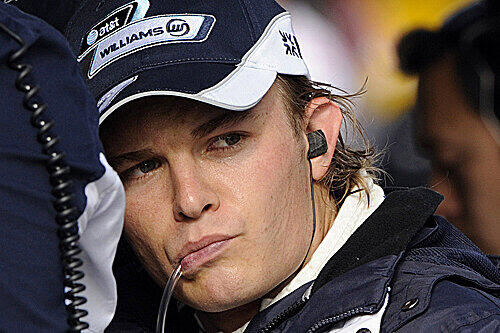 Mitte nächsten Jahres will erenrtscheiden, ob er seine Zukunft noch bei Williams sieht: Nico Rosberg