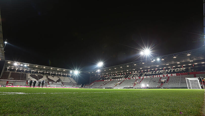 Künftig soll aus dem Millerntor-Stadion Werbung verbannt werden, die Menschen als sexuelle Gebrauchsgegenstände darstellt oder ihnen aufgrund ihres Geschlechtes bestimmte Rollen zuordnet. Künftig soll aus dem Millerntor-Stadion Werbung verbannt werden, die Menschen als sexuelle Gebrauchsgegenstände darstellt oder ihnen aufgrund ihres Geschlechtes bestimmte Rollen zuordnet.