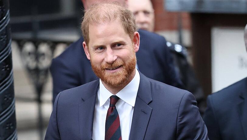 Prinz Harry beim Verlassen des Gerichtsgeb&auml;udes am Mittwoch.
