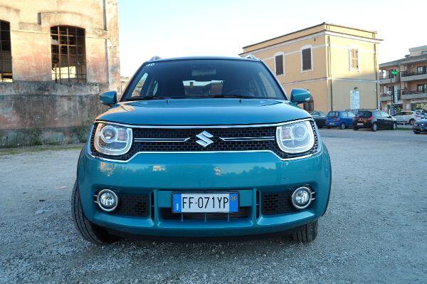 Freundlicher Augenaufschlag, optisch breit gezogene Front: In der Frontalansicht wirkt der Suzuki Ignis recht erwachsen.