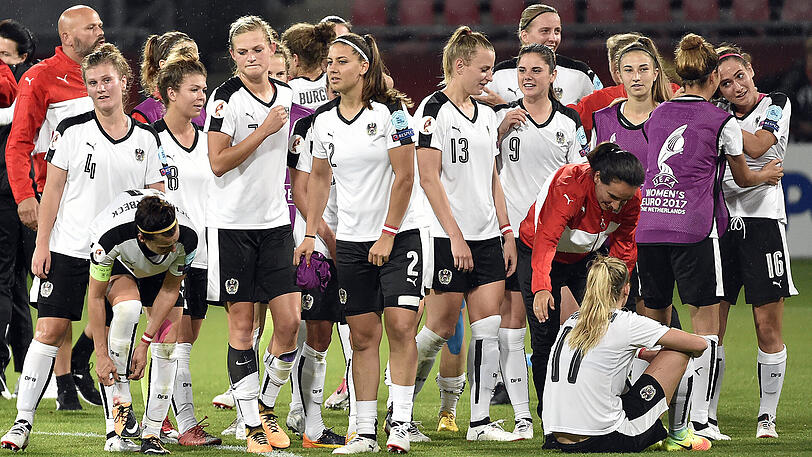 Österreichs Team jubelt nach dem Spiel.