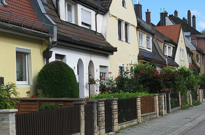 Stattreisen führt heute durch Ramersdorfer Architektur.