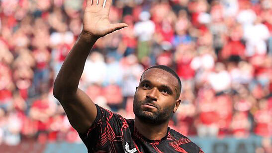 Tschüss Leverkusen - Servus München? Jonathan Tah. Fotos: imago Tschüss Leverkusen - Servus München? Jonathan Tah. Fotos: imago