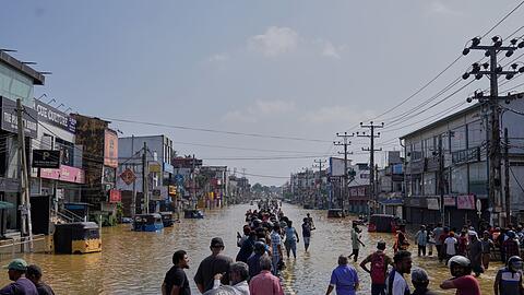 Nach Zyklon "Ditwah" steht Sri Lanka unter Wasser.