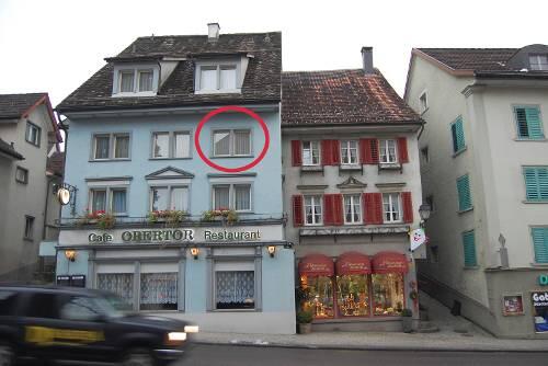 Helg Sgarbi wohnte bis zu seiner Festnahme im Januar 2008 in diesem Zimmer im Städtchen Uznach (Kanton Zürich).