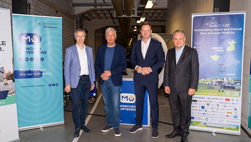 Mobilitätsreferent Georg Dunkel, OB Dieter Reiter, Stefan Behrendt von Dachser und Wirtschaftsreferent Christian Scharpf eröffnen den neuen Rad-Logistik-Hub Mobilitätsreferent Georg Dunkel, OB Dieter Reiter, Stefan Behrendt von Dachser und Wirtschaftsreferent Christian Scharpf eröffnen den neuen Rad-Logistik-Hub
