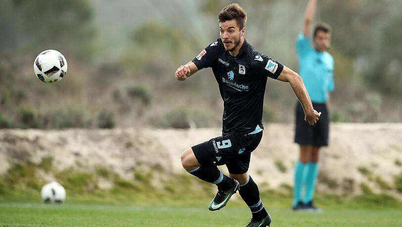 Stefan Mugosa wird an den KSC ausgeliehen Stefan Mugosa wird an den KSC ausgeliehen