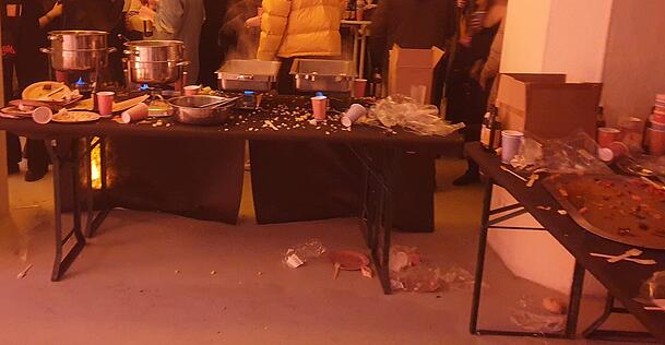 Exklusives Buffet geht sicher anders... Exklusives Buffet geht sicher anders...