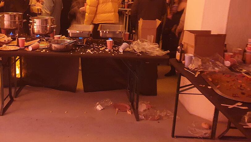 Exklusives Buffet geht sicher anders... Exklusives Buffet geht sicher anders...
