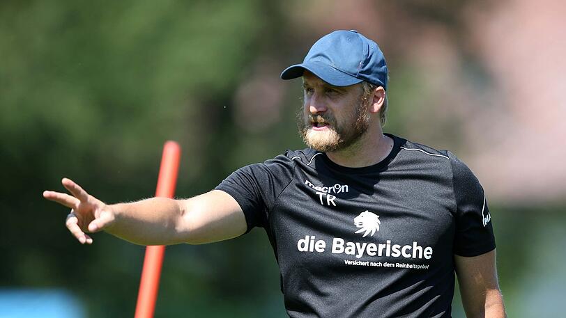 Trainer des TSV 1860: Daniel Bierofka.