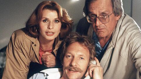 Trio infernale des deutschen Serien-Fernsehens der 80er: Senta Berger, Franz Xaver Kroetz (Mitte) und Dieter Hildebrandt in "Kir Royal".