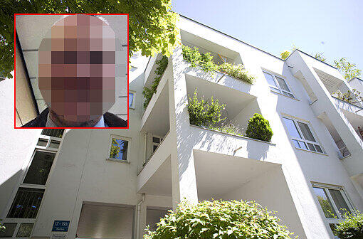 In diesem Haus, im zweiten Stock, lebt der festgenommene Anwalt.