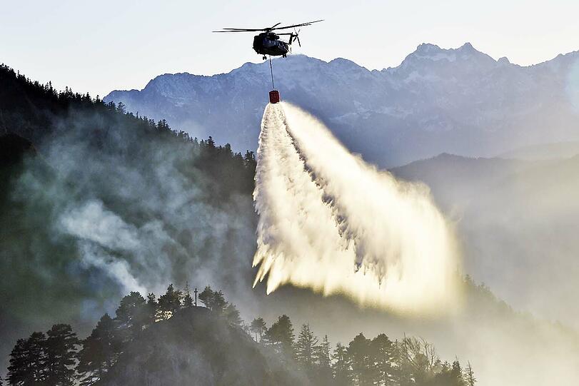 Die Flammen sind immer noch nicht unter Kontrolle