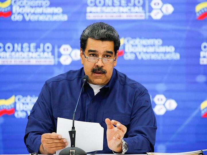 Venezuelas Machthaber Nicolás Maduro droht seinem Herausforderer Juan Guaidó mit der Justiz.