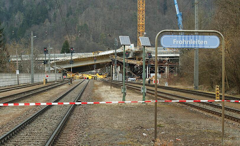 Rund 100 Züge sind täglich von der Sperrung des Streckenabschnitts betroffen.