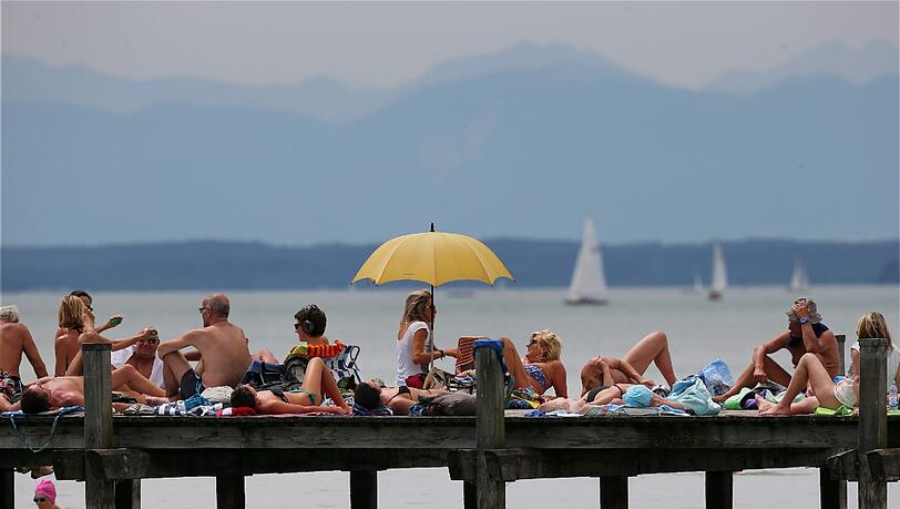 In Starnberg lebt es sich gut und vor allem hat man hier – statistisch gesehen – gute Chancen auf ein hohes Alter. In Starnberg lebt es sich gut und vor allem hat man hier – statistisch gesehen – gute Chancen auf ein hohes Alter.