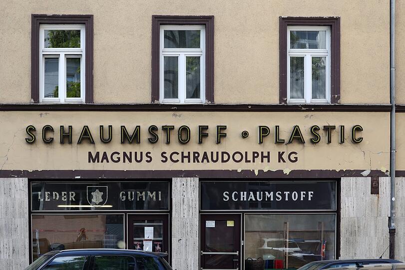 Schaumstoffe, Leder- und Gummiwaren: Der Laden der Magnus Schraudolph KG wirkt wie aus der Zeit gefallen.