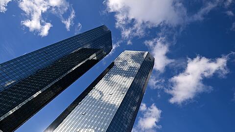 Die Deutsche Bank treibt die Digitalisierung ihres Privatkundengesch&auml;fts voran. (Archivbild)