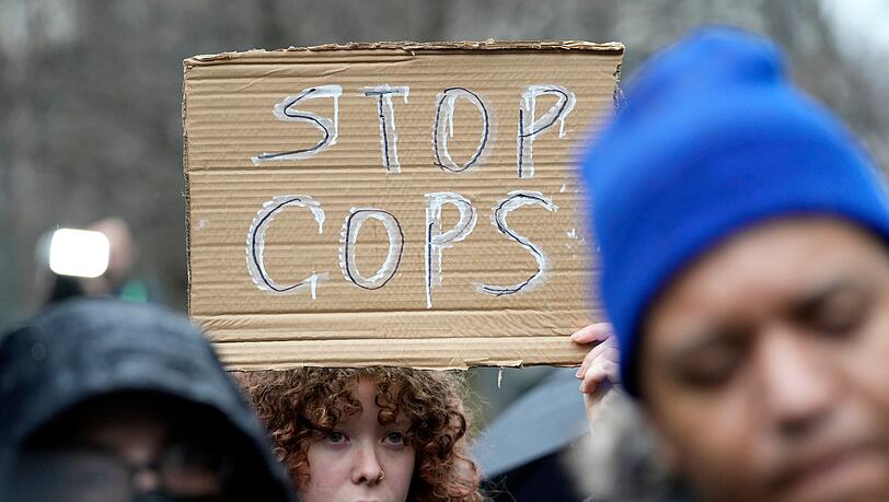 Nach dem Tod von Tyre Nichols: Demonstranten protestieren in Memphis gegen Polizeigewalt.
