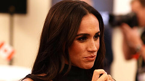 Herzogin Meghan will nicht länger von der britischen Königsfamilie auf sich "herumtrampeln" lassen.
