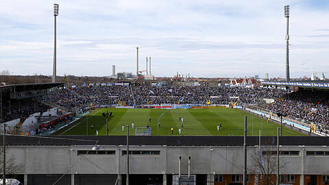 Ganz voll wird das Grünwalder Stadion zum Saison-Auftakt freilich noch nicht sein. (Archivbild)