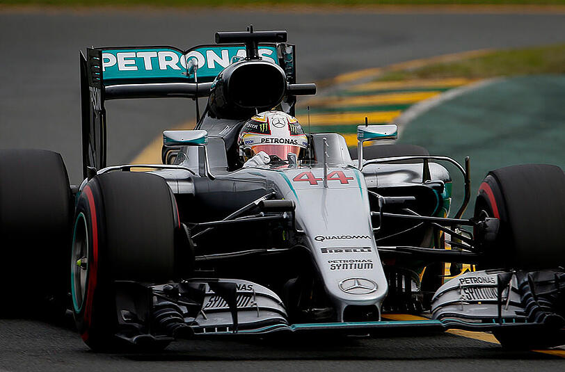 Lewis Hamilton holte sich die erste Pole-Position der neuen Formel 1-Saison.