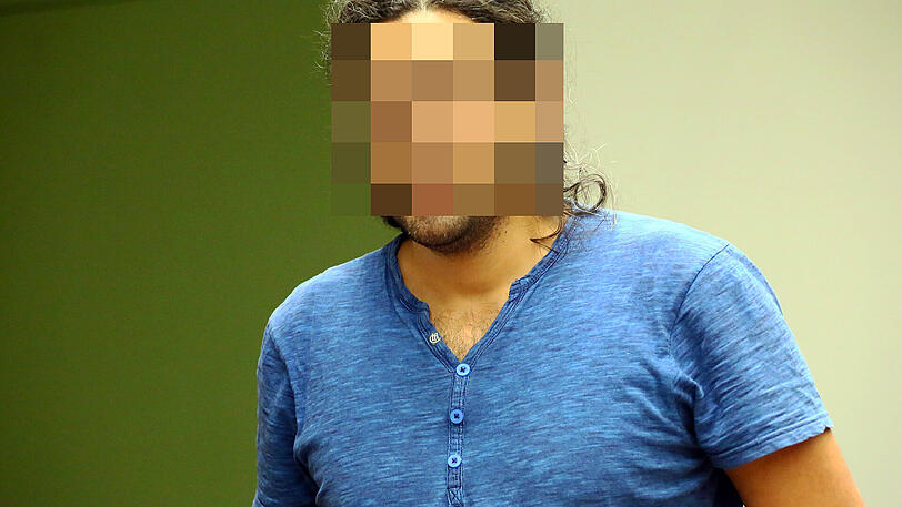 Yakin S. gesteht, dass er den Justizpalast in Brand setzen wollte.