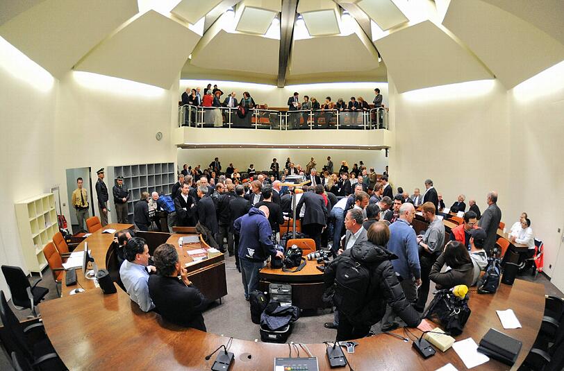 Der untere Bereich im Schwurgerichtssaal wird für Prozessbeteiligte reserviert sein. Journalisten und Zuschauer müssen sich die 100 Plätze auf der Galerie teilen.