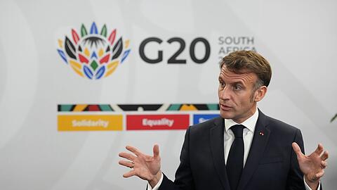 Emmanuel Macron äußerte sich zu militärischen Sicherheitsgarantien. (Archivbild)