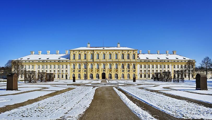 Das Schloss Schleißheim selbst ist zu, doch die Parkanlagen sind geöffnet. Das Schloss Schleißheim selbst ist zu, doch die Parkanlagen sind geöffnet.