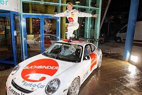 500 PS und ein Pilot: Sven Hannawald auf dem Porsche, in dem er künftig starten will.