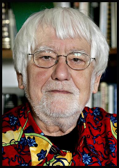 Martin "Dr. Sommer" Goldstein (geboren 1927 - 31.08 2012): Unter dem Pseudonym Dr. Sommer beantwortete der Psychotherapeut tausende Fragen von jugendlichen &bdquo;Bravo&ldquo;-Lesern über Liebe und Sex &ndash; 15 Jahre lang, von 1969 bis 1984.