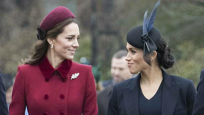 Der Mode-Stil von Herzogin Kate (l.) kommt bei den Briten besser an als der von Herzogin Meghan