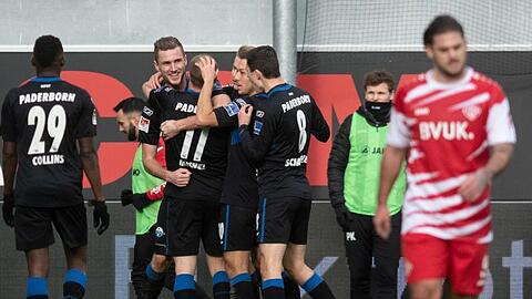 Paderborn durfte sich zum Hinrunden-Abschluss über einen Heimsieg gegen Würzburg freuen.