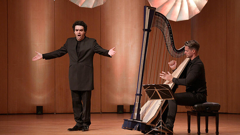 Xavier de Maistre mit Rolando Villaz&oacute;n bei einem Konzert des Festivals der Nationen 2020 im Kurhaus Bad W&ouml;rishofen im Allg&auml;u-