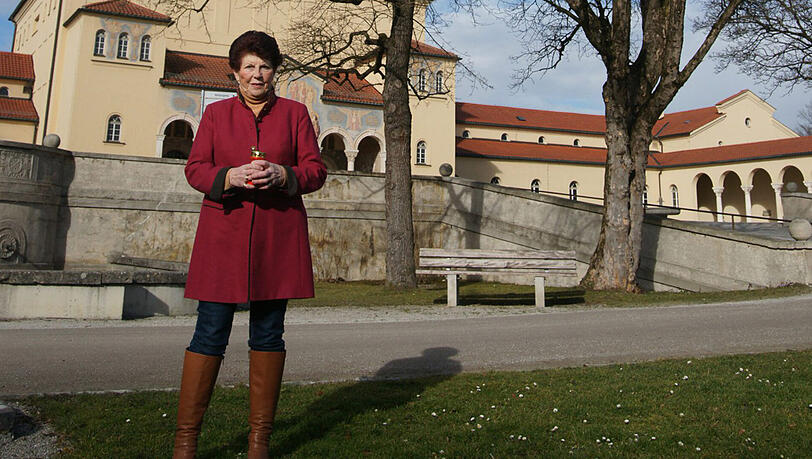 Rosemarie Griesbacher, 82, möchte ein Baumgrab: "Ich möchte niemandem die Pflege eines richtigen Grabes für mich zumuten."